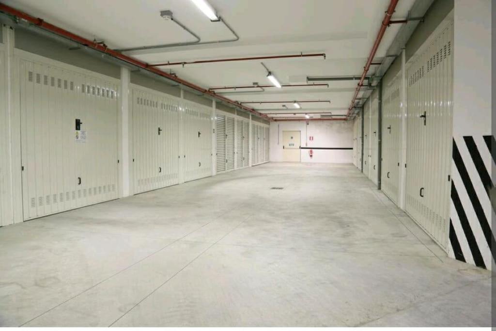 Appartamenti Vela Milano Centro Con Garage エクステリア 写真