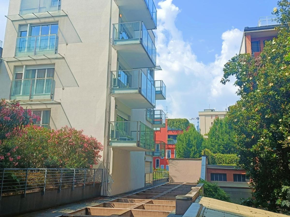 Appartamenti Vela Milano Centro Con Garage エクステリア 写真